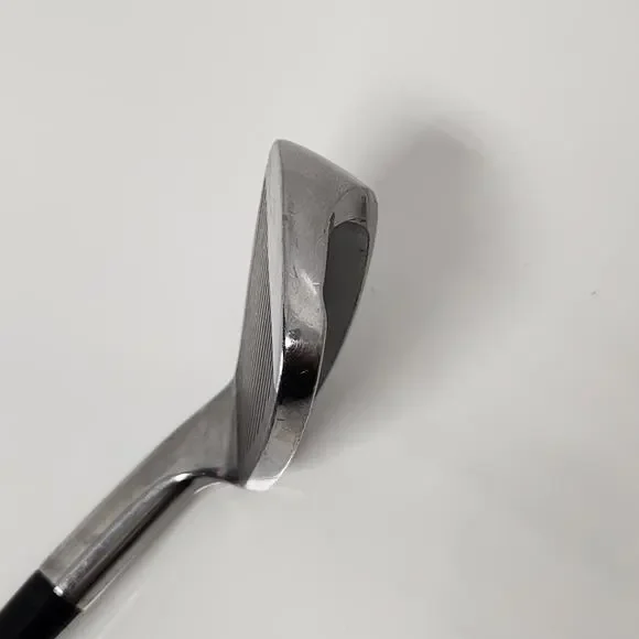 Dunlop Explosive Distance Pitching Wedge RH Graphite 35.5" Fair - Picture 5 of 16